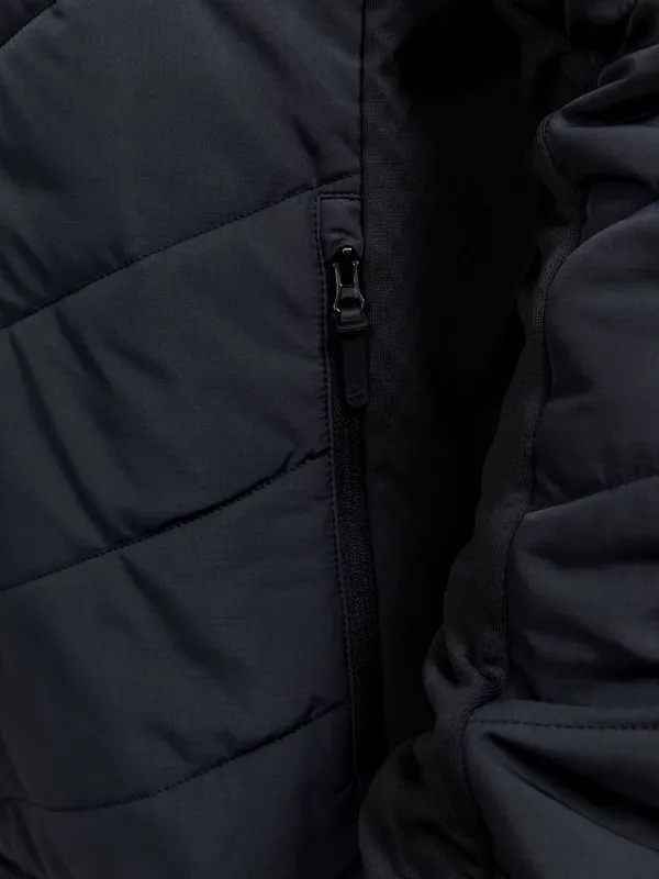 1911890-999000_ADV Explore Hybrid Jacket M_Closeup5.jpg